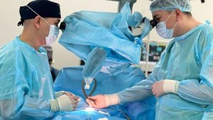 Детские нейрохирурги Алматы успешно прооперировали новорожденного с тяжелыми врожденными пороками развития