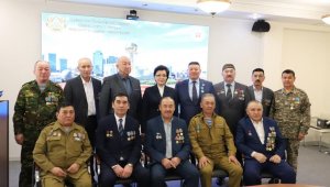 Министр Жакупова поздравила ветеранов афганской войны
