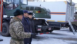 Министр по ЧС лично проверил ледовую обстановку на Шульбинском водохранилище и реке Иртыш