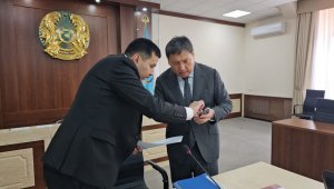 Землетрясение в Алматы: Досаев проводит работу в  оперативном штабе