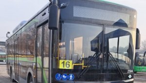 В Алматы обновлены автобусы еще на двух маршрутах