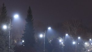 Десять прожекторов установили под мостом через реку Есентай в Алматы
