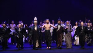 Спектакли в трех театрах Алматы посетили свыше 11 тысяч зрителей