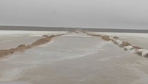 Дорогу от Алматы до поселка Чапаево закрыли из-за угрозы наводнения