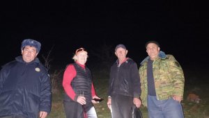 Заблудившихся грибников спасли в горах Туркестанской области