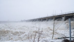 Паводки в Казахстане: Сергеевский гидроузел в СКО работает на пределе мощности