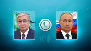Токаев и Путин обсудили по телефону паводковую ситуацию в приграничных регионах