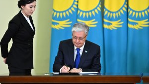 Токаев подписал закон, ужесточающий наказание за насилие и педофилию
