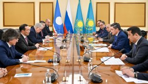 Олжас Бектенов и глава Республики Саха обсудили торгово-экономическое сотрудничество