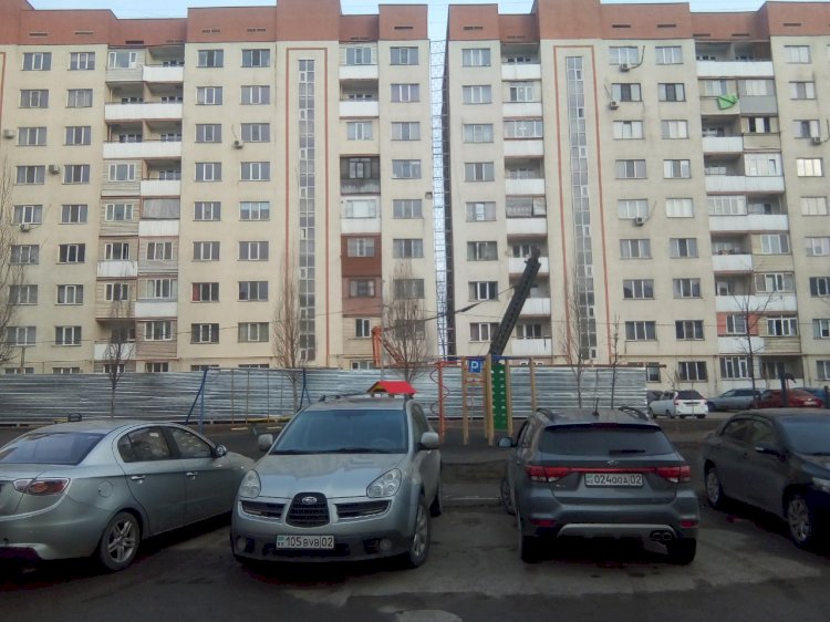 Алматинские многоэтажки после крена укрепят без выселения жильцов
