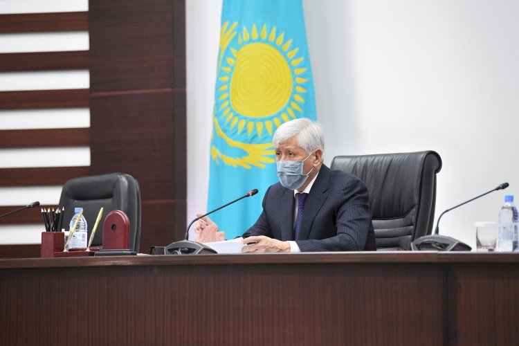 Аким Алматинской области поздравил жителей с Днем Первого Президента