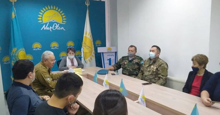 В Алматы "нуротановцы" организовали встречу воинов-афганцев с молодежью мегаполиса