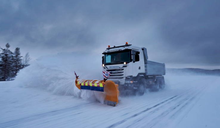 Коммунальщиков наказали за плохую очистку дорог в Алматинской области