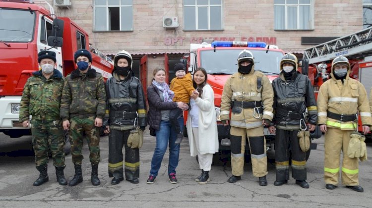 Алматинские пожарные организовали экскурсию для особого посетителя