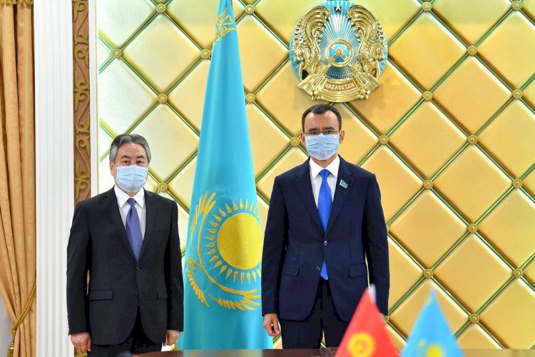 Об усилении роли парламентов договорились Казахстан и Кыргызстан