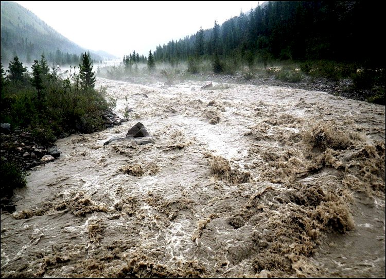 На реках Алматинской области ожидается подъем уровня воды