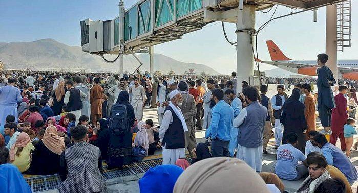 Талибы закрыли аэропорт в Кабуле