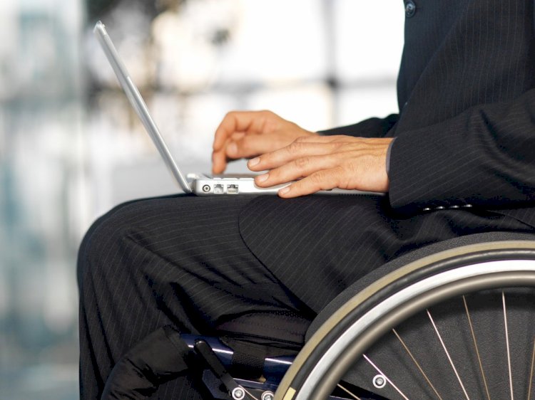 Какие услуги получают  через Портал соцуслуг лица с инвалидностью