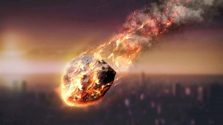 Упавший с неба метеорит едва не убил жительницу Канады