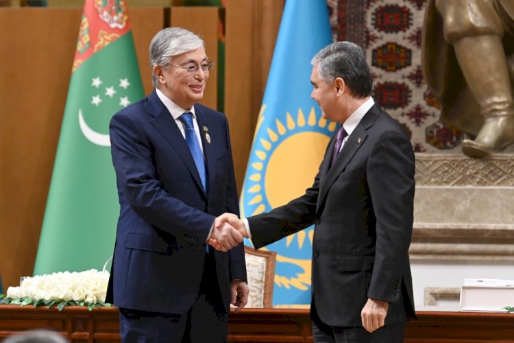 Президент Казахстана награжден орденом «Битараплык»