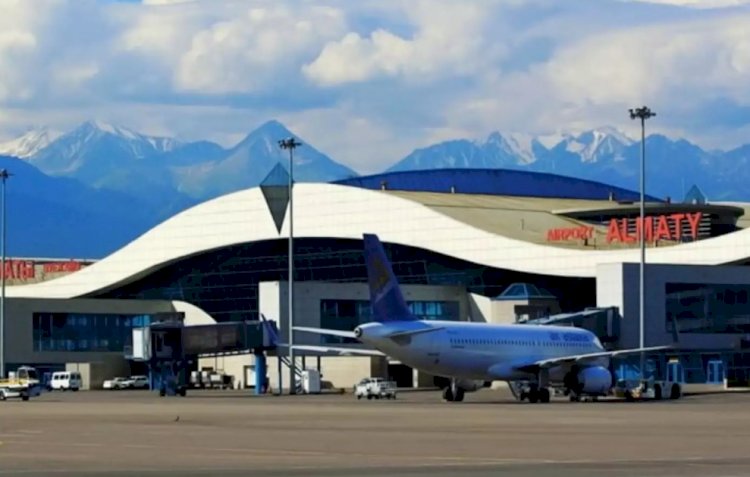 Казахстан предоставил транзитный коридор через аэропорт Алматы для перелета афганских женщин