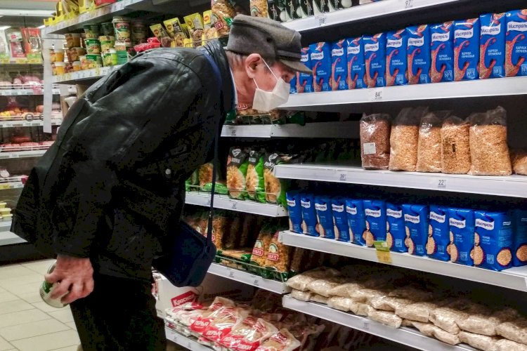 В течение четырех недель в РК не растут цены на социально значимые продукты питания