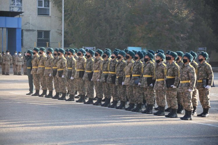 В Десантно-штурмовых войсках Казахстана прошли проводы солдат