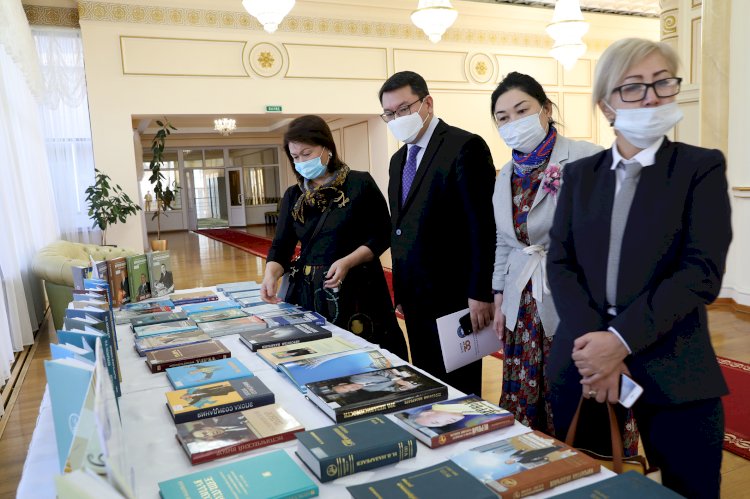 Выставка, посвященная Дню Первого Президента РК, состоялась в Алматы