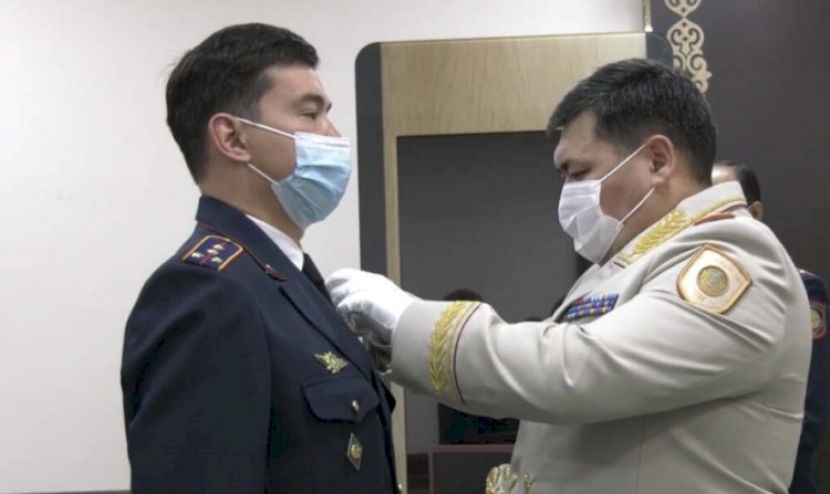 В Алматы наградили лучших сотрудников полиции