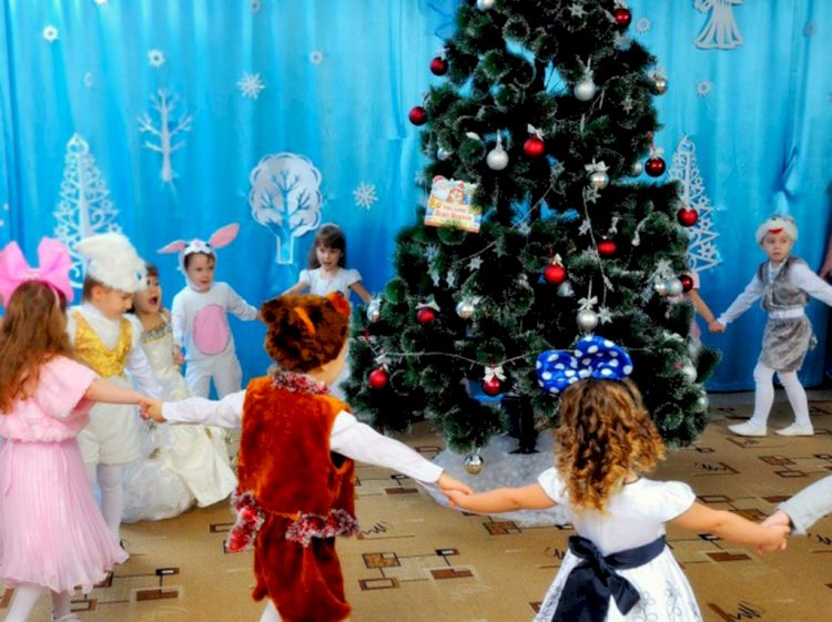 Будут ли проводиться новогодние утренники в школах Казахстана