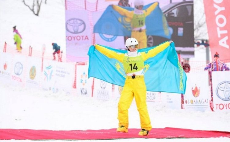 Жанбота Алдабергенова завоевала серебро этапа Кубка мира по фристайл-акробатике
