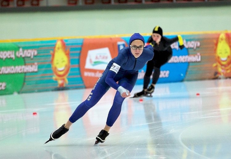Казахстанка стала бронзовым призером на этапе Кубка мира по конькобежному спорту