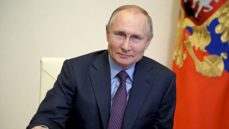 Путин поздравил Токаева с Днем Независимости Казахстана