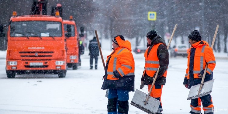 Коммунальные службы города будут работать в усиленном режиме во время праздничных дней