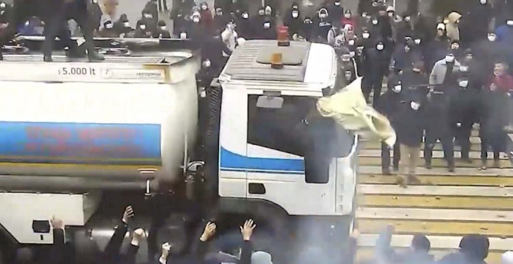 Их ничего не пугало – майор полиции об обороне ДП в Алматы