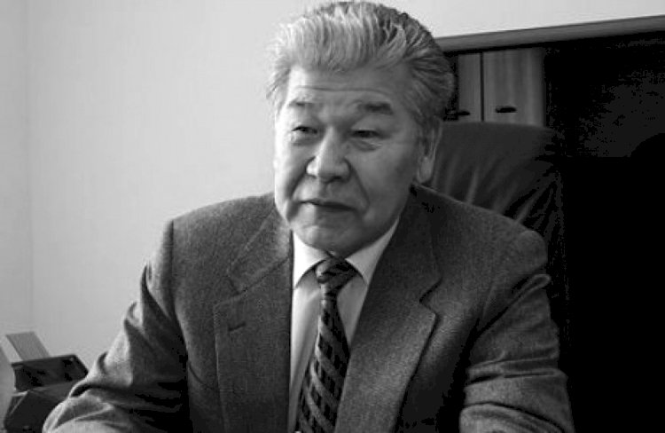 Скончался известный казахстанский государственный деятель Кенес Аухадиев