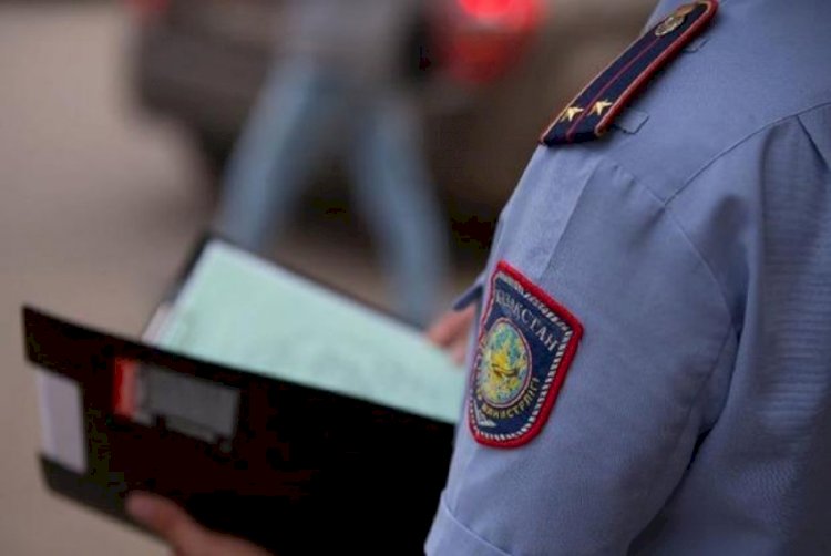 Полиция Алматы разыскивает пранкера, хулиганившего в метро и ТРЦ