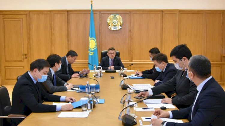 Бахыт Султанов провел в Алматы совещание по вопросам развития торговли и стабилизации цен