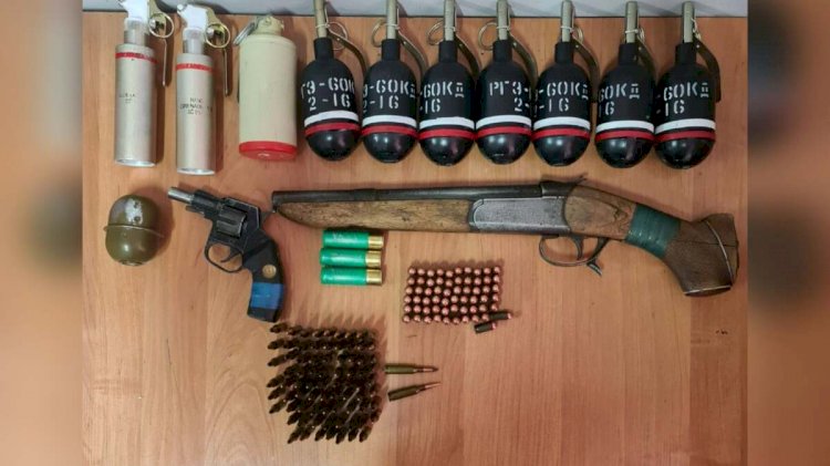 В лесополосе по дороге на Медеу найден схрон с оружием и боеприпасами