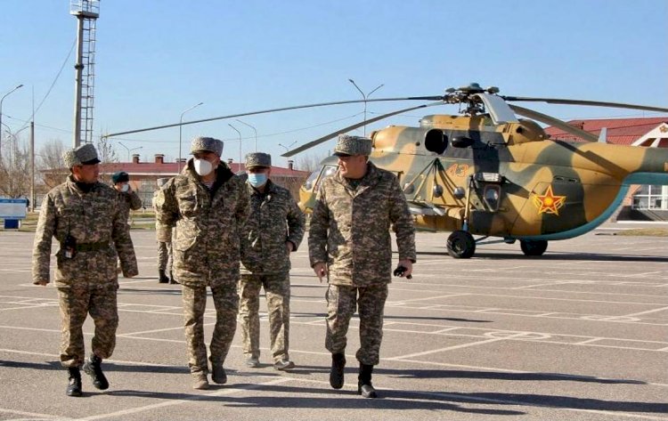 Министр обороны РК проверил условия хранения оружия и боеприпасов