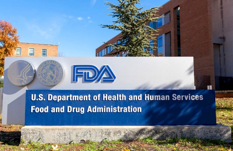 Фейком назвали в FDA информацию о взятках за одобрение вакцин против COVID-19