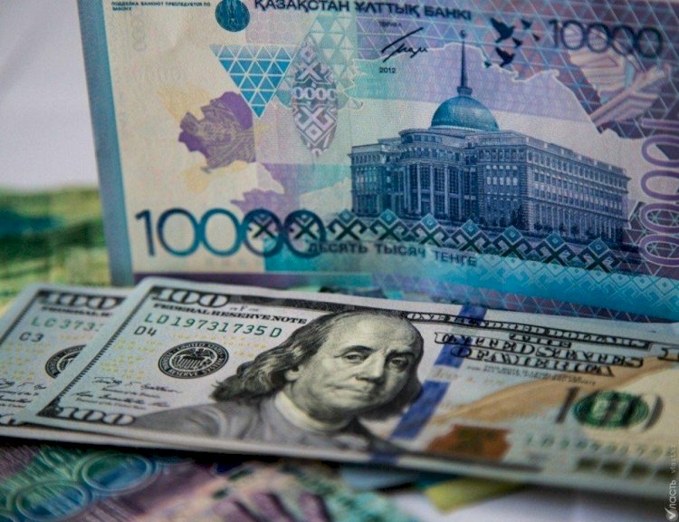 Нацбанк провел валютные интервенции на сумму более 98 млн долларов