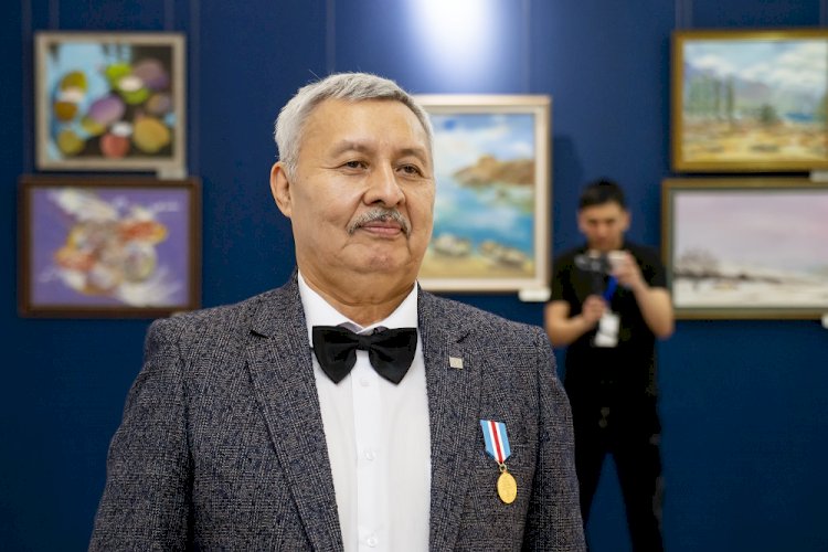 Юбилейная экспозиция алматинского художника Марлана Нысанбаева открылась в Алматы