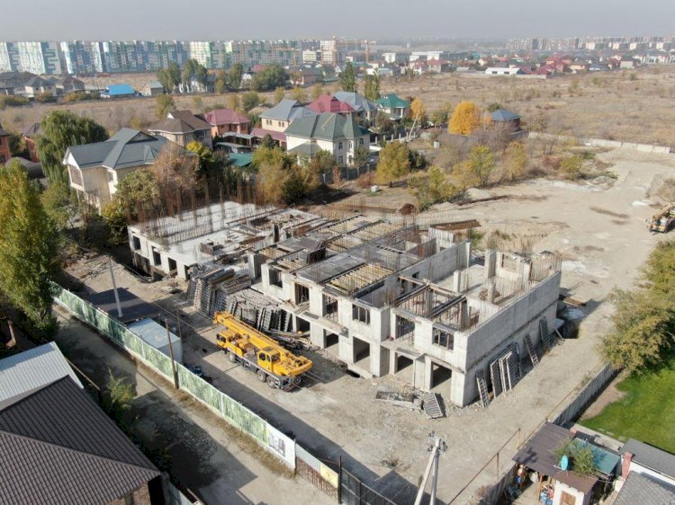 Суд вынес решение о сносе незаконно строящегося жилого комплекса в Алматы