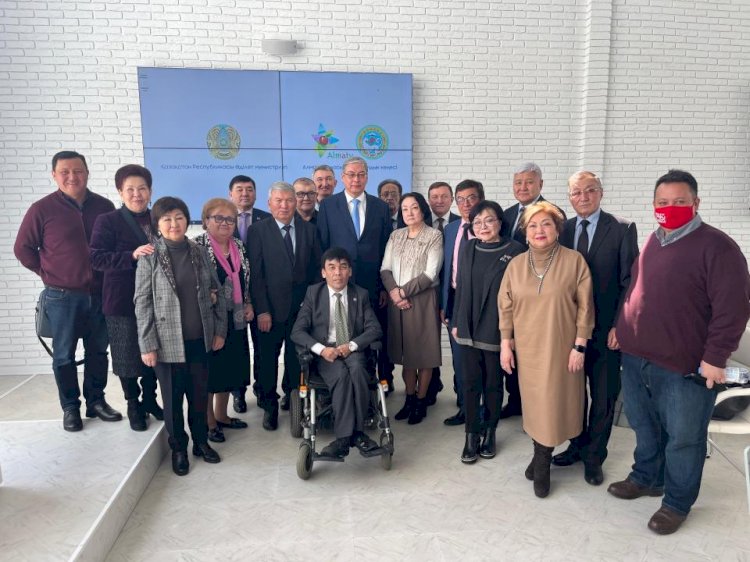 Министр юстиции РК встретился с членами Общественного совета Алматы