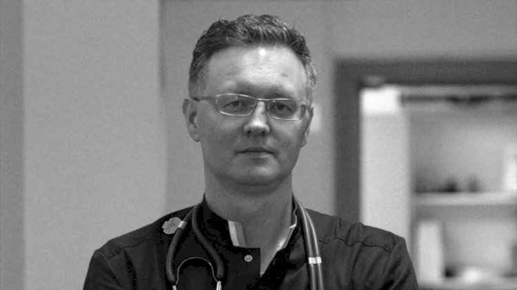 Аким Алматы выразил соболезнование родным врача Юрия Шумкова