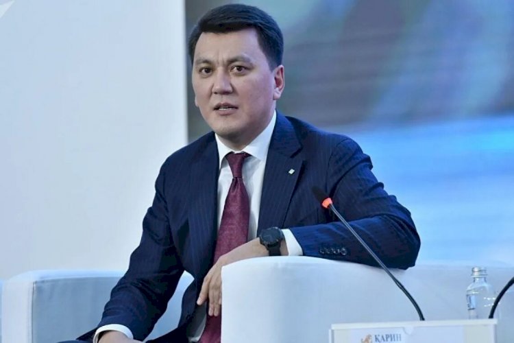 Участие казахстанцев в управлении государством расширится – Ерлан Карин о поправках в Конституцию