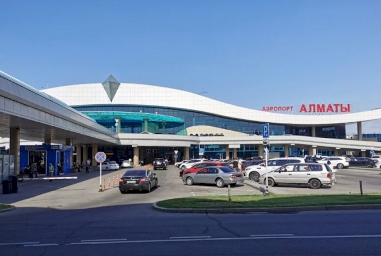 Двоих алматинцев осудили за кражу в аэропорту во время январских событий