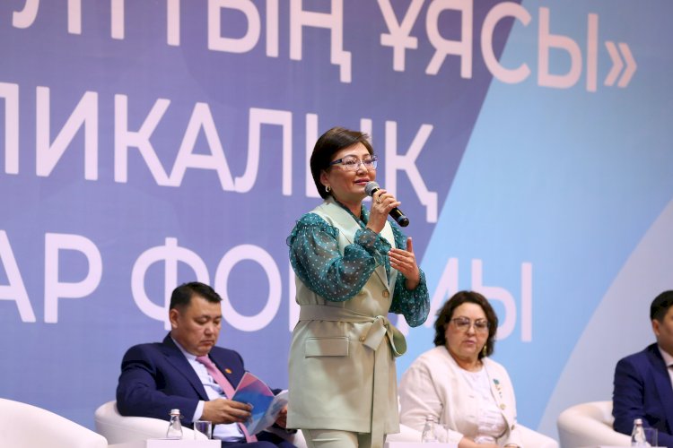 В центре внимания: актуальные вопросы, касающиеся воспитания подрастающего поколения, обсудили в Алматы