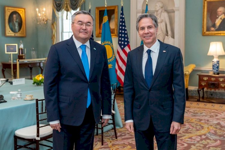 Госсекретарь США одобрил конституционную реформу в Казахстане